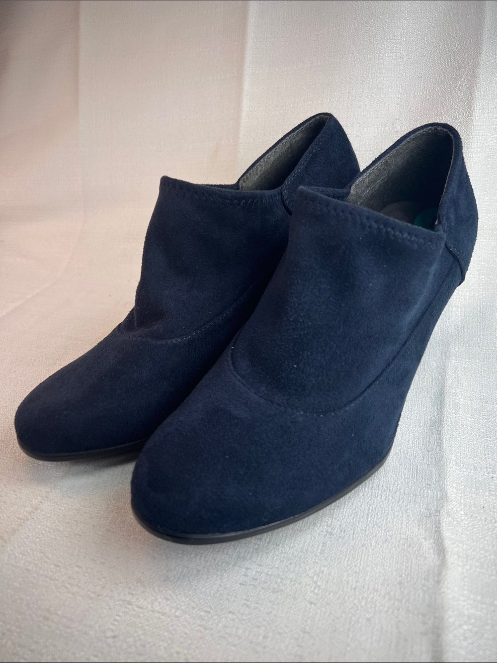 Aerosoles, navy suede booty